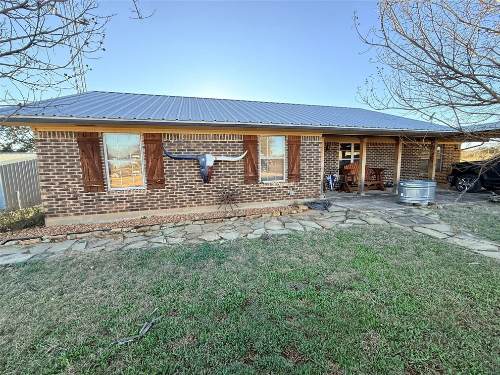 Unit for sale at 351 Bosque Bend Lane, China Spring, TX 76633