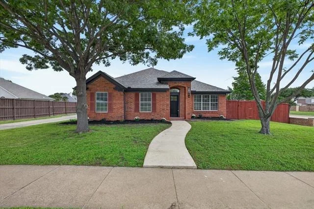 Unit for sale at 10904 Preston Vineyard Drive, Frisco, TX 75035