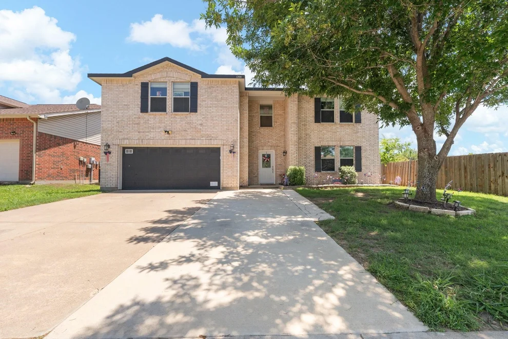 Unit for sale at 1208 Scarlet Sage Parkway, Burleson, TX 76028