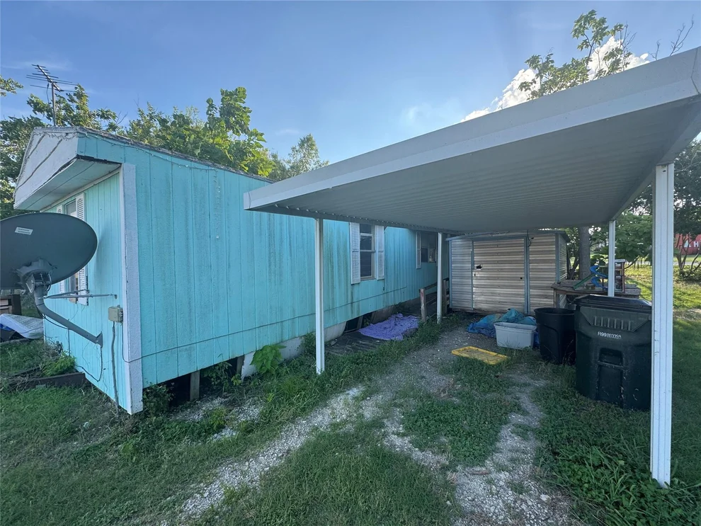 Unit for sale at 315 S Kennedy Street, Penelope, TX 76676