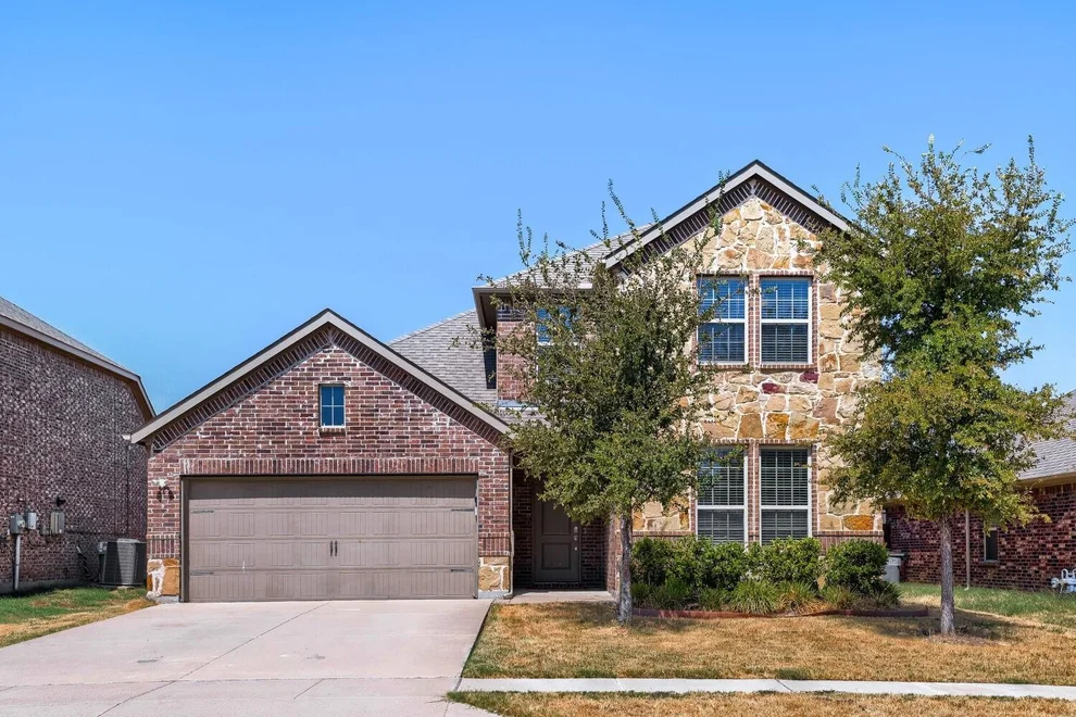 Unit for sale at 606 Saddle Club Way, Princeton, TX 75407
