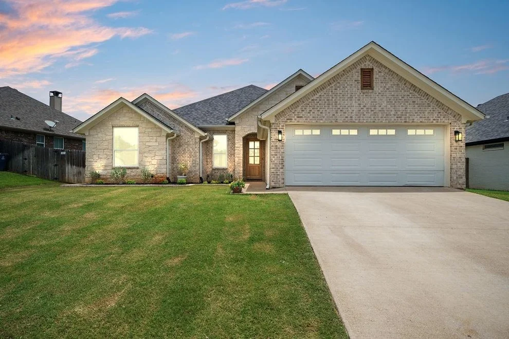 Unit for sale at 1121 Nate Circle, Bullard, TX 75757