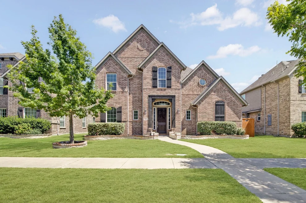 Unit for sale at 5624 Domer Drive, Frisco, TX 75035
