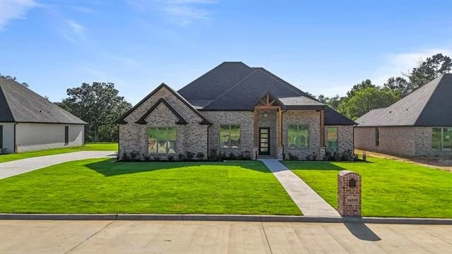 Unit for sale at 16519 Cooper Way, Tyler, TX 75703