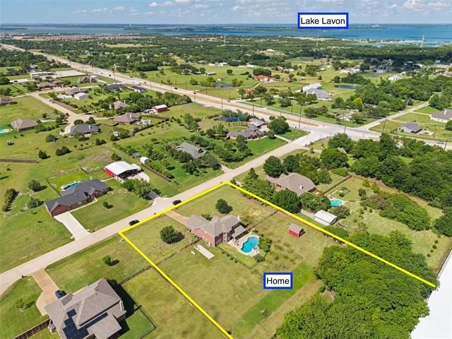 Unit for sale at 2305 Silver Maple Drive, St. Paul, TX 75098