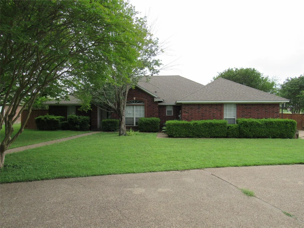 Unit for sale at 710 N Old Robinson Road, Robinson, TX 76706