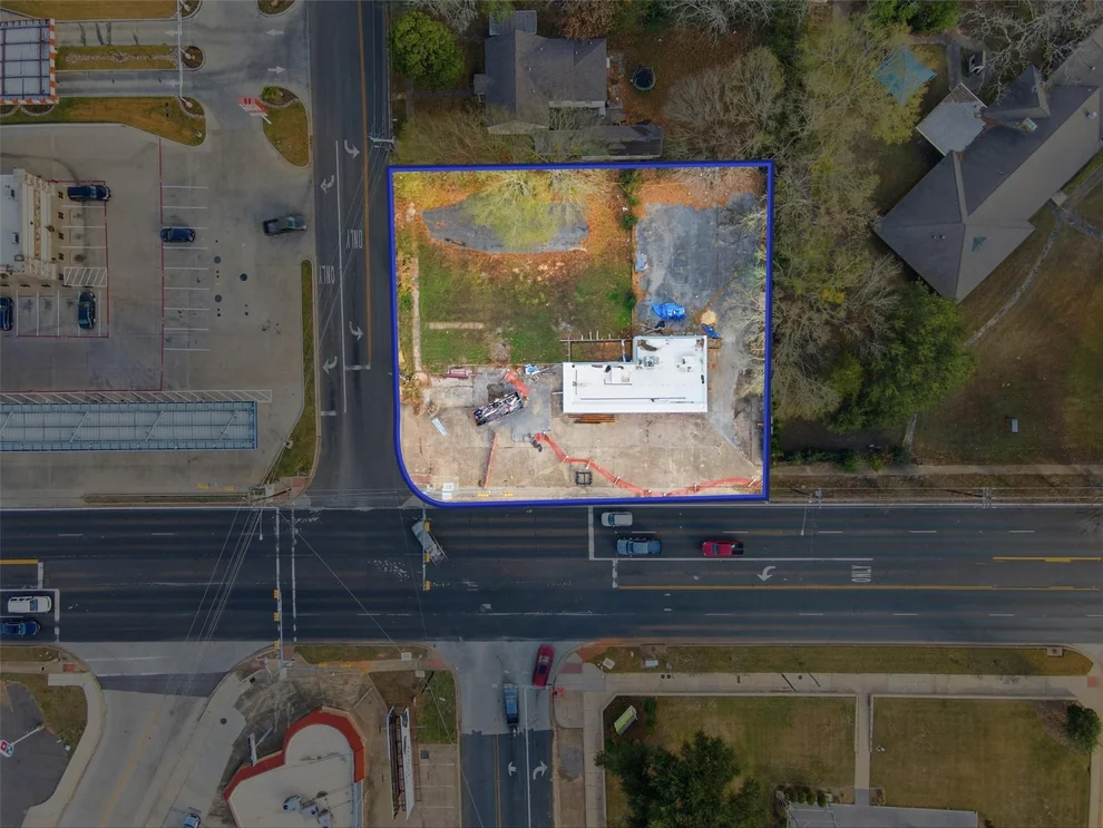 Unit for sale at 1000 S Henderson Boulevard, Kilgore, TX 75662