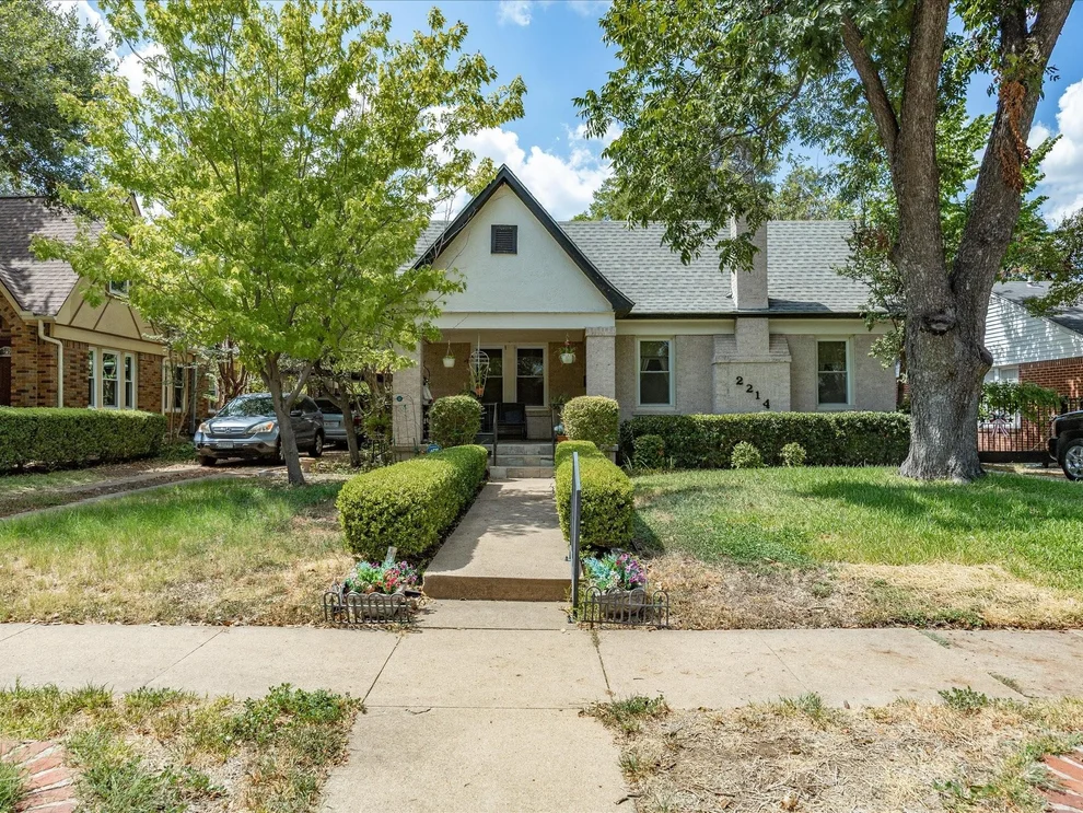 Unit for sale at 2214 Stanley Avenue, Fort Worth, TX 76110