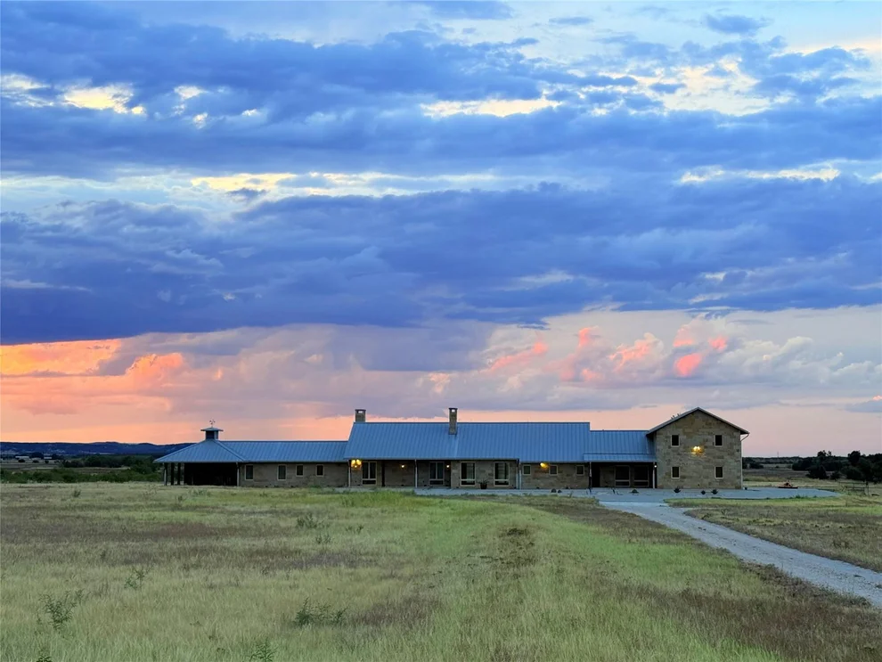 Unit for sale at 990 County Road 621, Tuscola, TX 79562