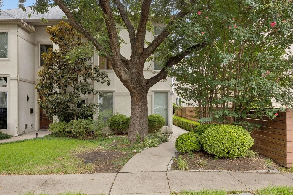 Unit for sale at 5609 La Foy Boulevard, Dallas, TX 75209