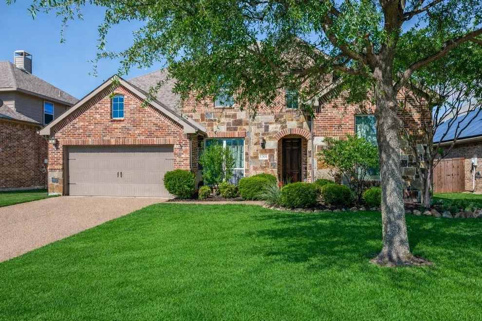 Unit for sale at 1501 Kirkwood Lane, Prosper, TX 75078