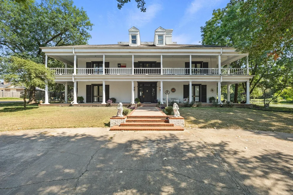Unit for sale at 105 Long Branch Drive, Greenville, TX 75402
