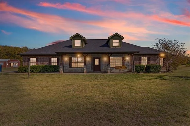 Unit for sale at 120 Wagon Wheel Circle, Leonard, TX 75452