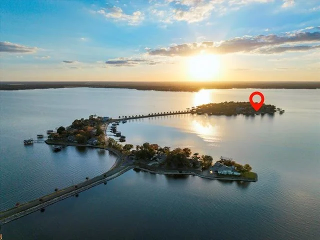 Unit for sale at 656 Enchanted Isles Drive, Mabank, TX 75156