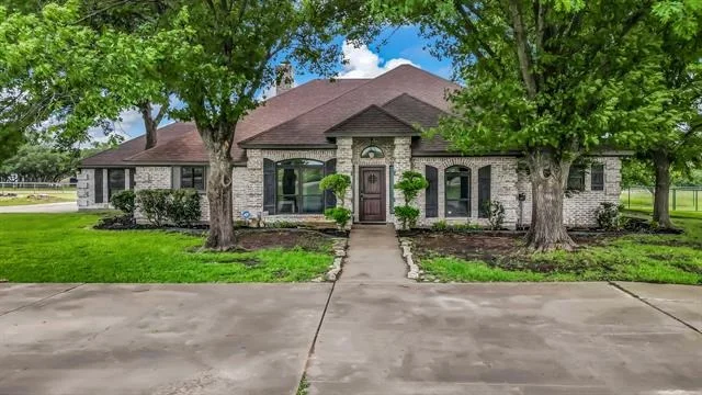 Unit for sale at 4013 S Fm 5, Aledo, TX 76008