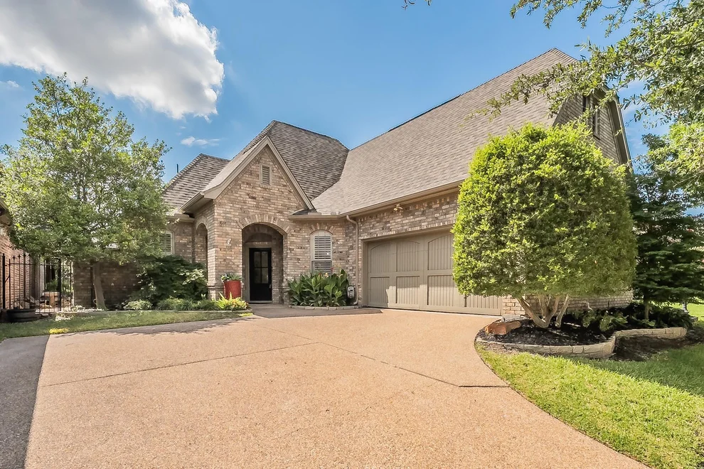 Unit for sale at 210 La Fontaine Lane, Keller, TX 76248