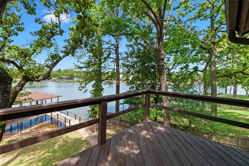 Unit for sale at 1611 Emma Drive, Tool, TX 75143