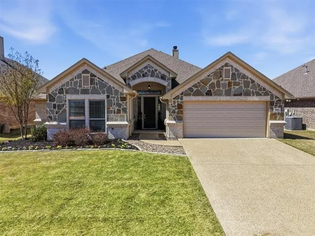 Unit for sale at 7224 Prestwick Terrace, Benbrook, TX 76126
