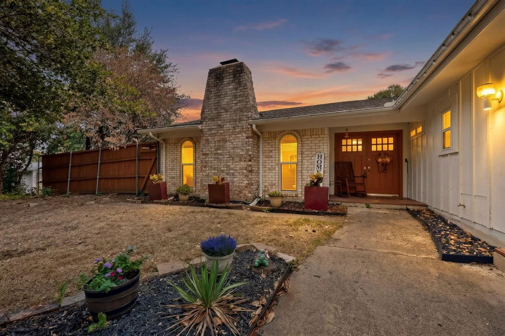 Unit for sale at 1418 Stony Brook Lane, Garland, TX 75043