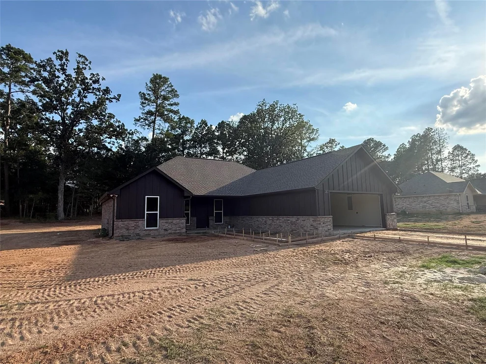Unit for sale at 347 Private Road 6292, Mineola, TX 75773