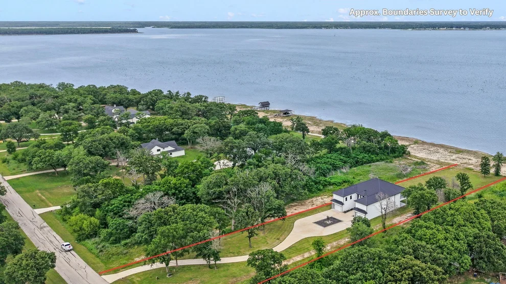 Unit for sale at 8983 Southern Shore Court, Kemp, TX 75143