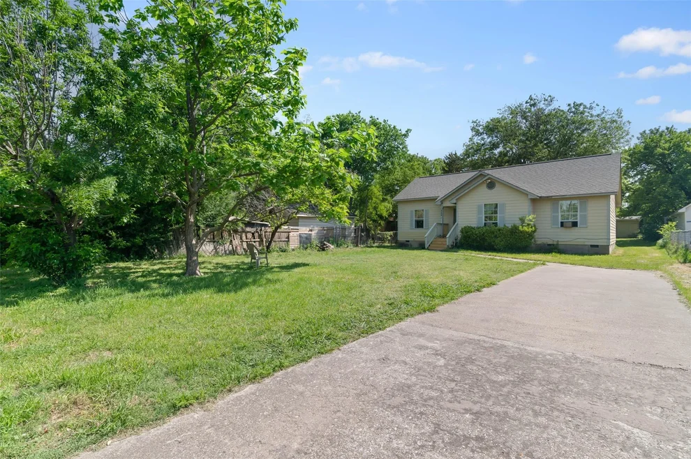 Unit for sale at 5344 Larimore Lane, Dallas, TX 75236