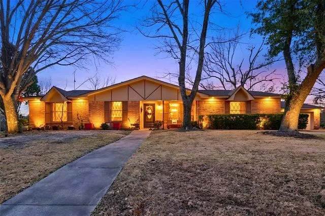 Unit for sale at 703 Amy Street, Canton, TX 75103