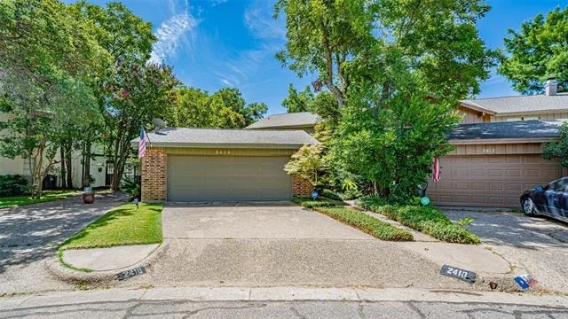 Unit for sale at 2410 S Graham Drive, Arlington, TX 76013