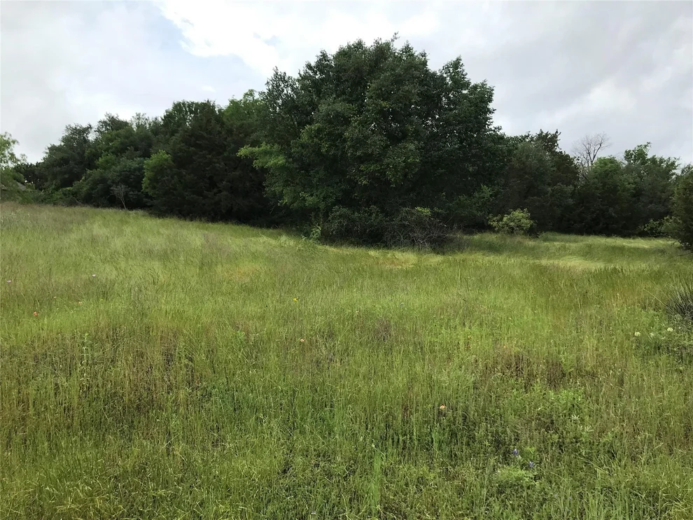 Unit for sale at 1414 Lakeside Trail, Whitney, TX 76692