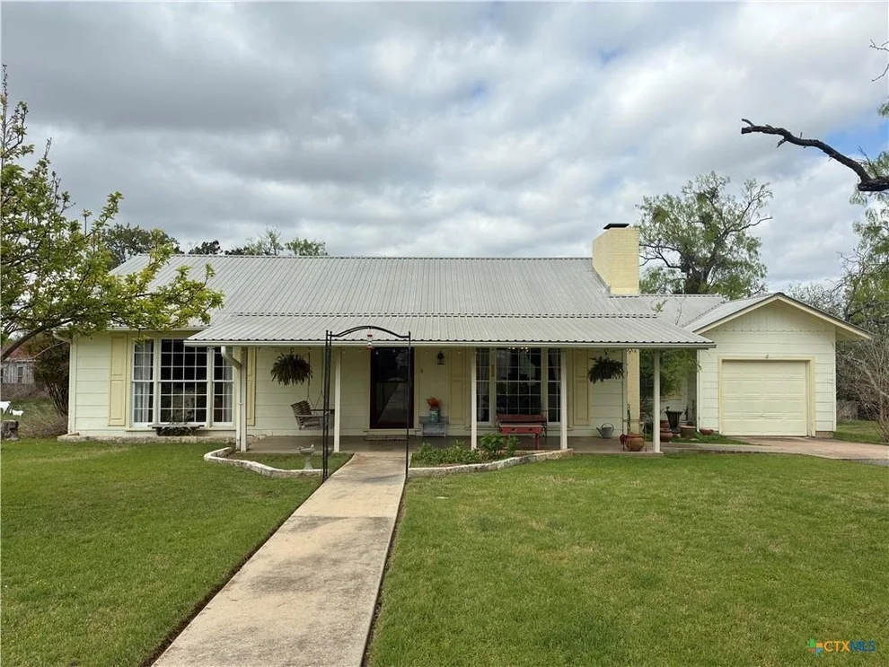 Unit for sale at 408 S Porter Street, Lampasas, TX 76550