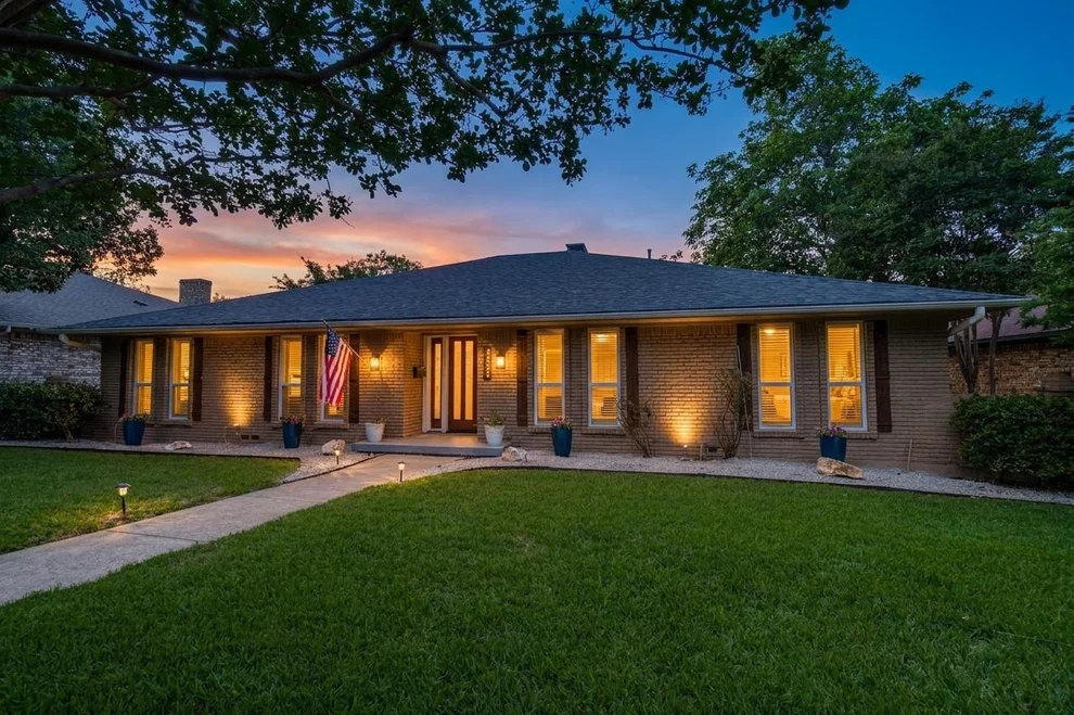 Unit for sale at 9552 Timberleaf Drive, Dallas, TX 75243