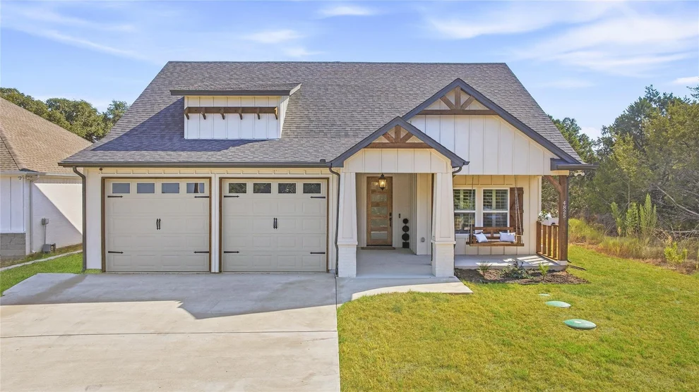 Unit for sale at 4825 Wichita Street, Granbury, TX 76048