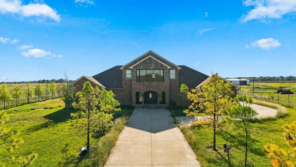 Unit for sale at 573 Hcr 2431, Hillsboro, TX 76645