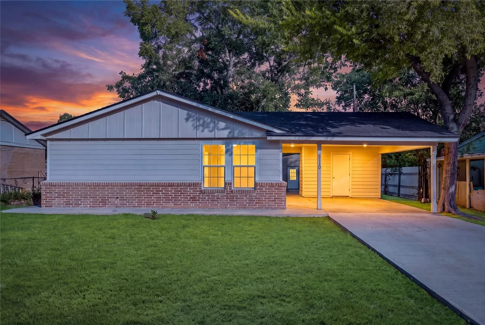 Unit for sale at 5110 Inwood Drive, Beverly Hills, TX 76711