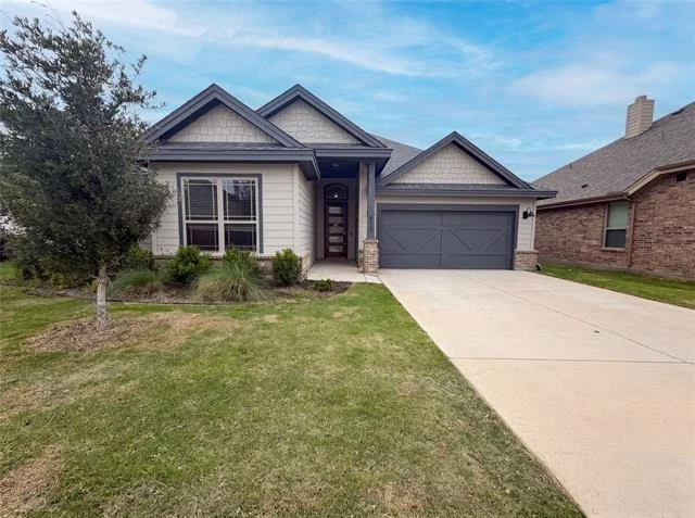 Unit for sale at 612 Wood Brook Lane, Burleson, TX 76028