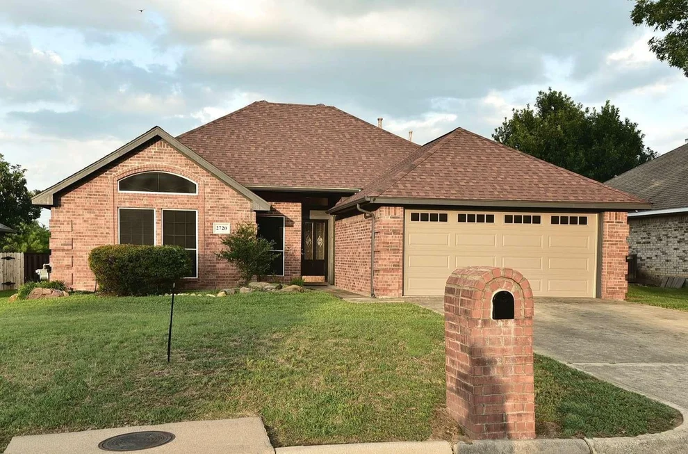 Unit for sale at 2720 Stephen Drive, Denton, TX 76207