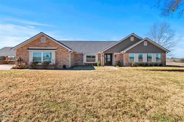 Unit for sale at 4569 CR 234 D, Henderson, TX 75652