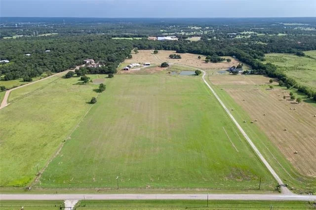 Unit for sale at 75 Ribbonwood Trail, Collinsville, TX 76233