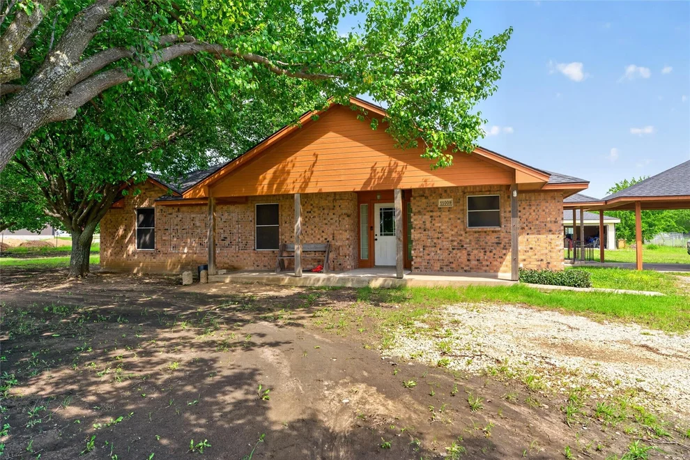 Unit for sale at 11009 Pikes Peak, Venus, TX 76084