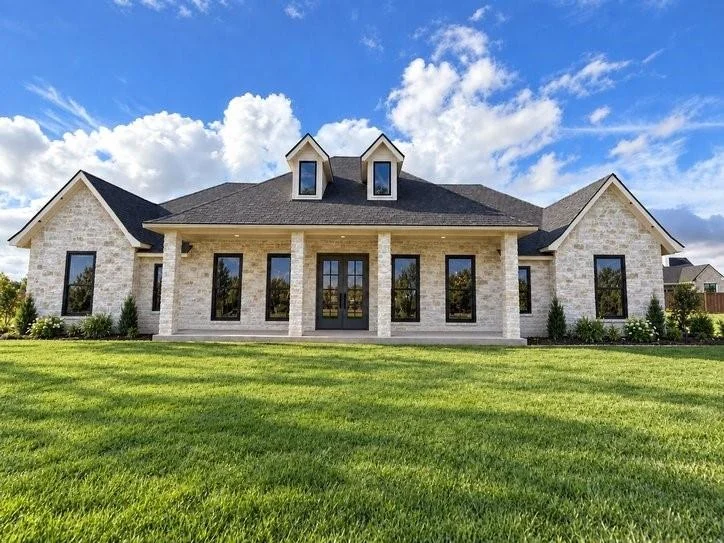 Unit for sale at 906 Wildridge Drive, Waco, TX 76657