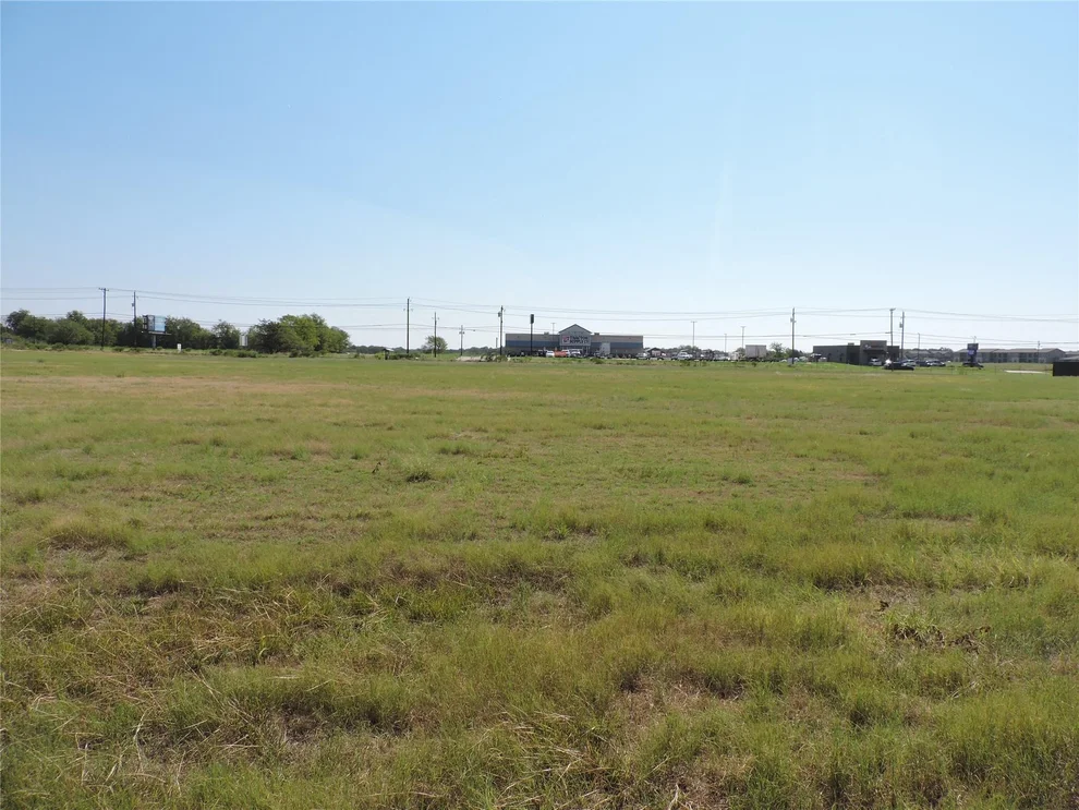 Unit for sale at 05 S ST Hwy 198, Mabank, TX 75147