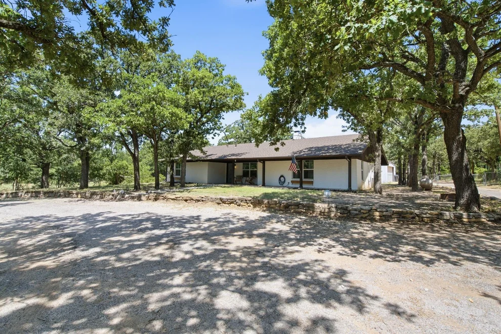 Unit for sale at 924 Fm 1708, Weatherford, TX 76087