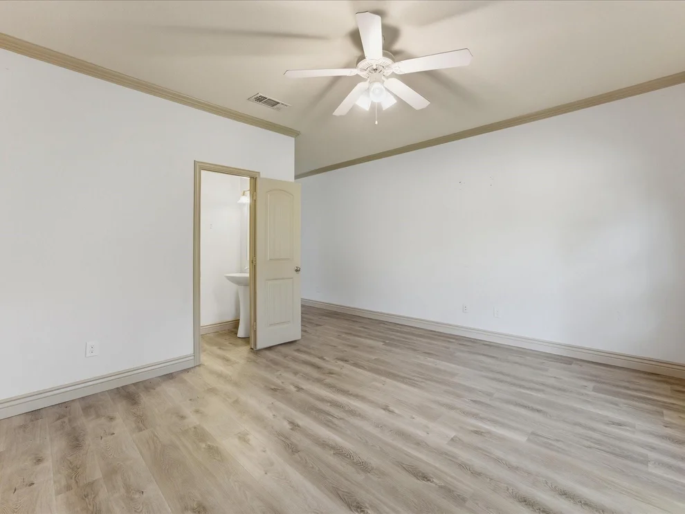 Unit for sale at 1530 Aldra Drive, Fort Worth, TX 76120