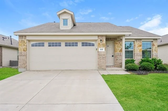 Unit for sale at 305 Anvil Drive, Fort Worth, TX 76052
