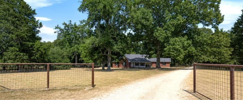 Unit for sale at 530 Vz County Road 2915, Eustace, TX 75124