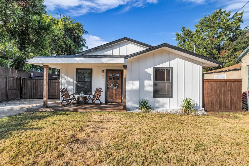 Unit for sale at 621 S 9th Street, Waco, TX 76706