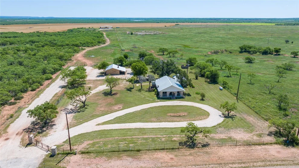 Unit for sale at 3333 FM 382, Lawn, TX 79530