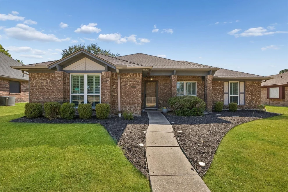 Unit for sale at 626 Echo Drive, Garland, TX 75040