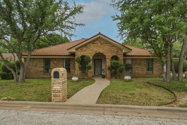 Unit for sale at 2618 Woodlake Drive, Abilene, TX 79606