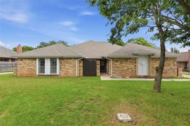Unit for sale at 7217/7219 Fuller Circle, Fort Worth, TX 76133